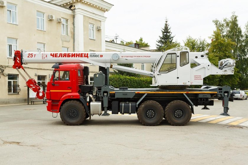 Кран автомобильный КС-55732