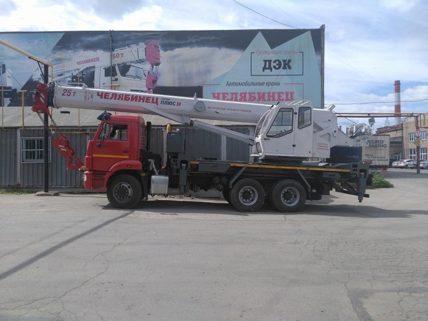 Кран автомобильный КС-55732