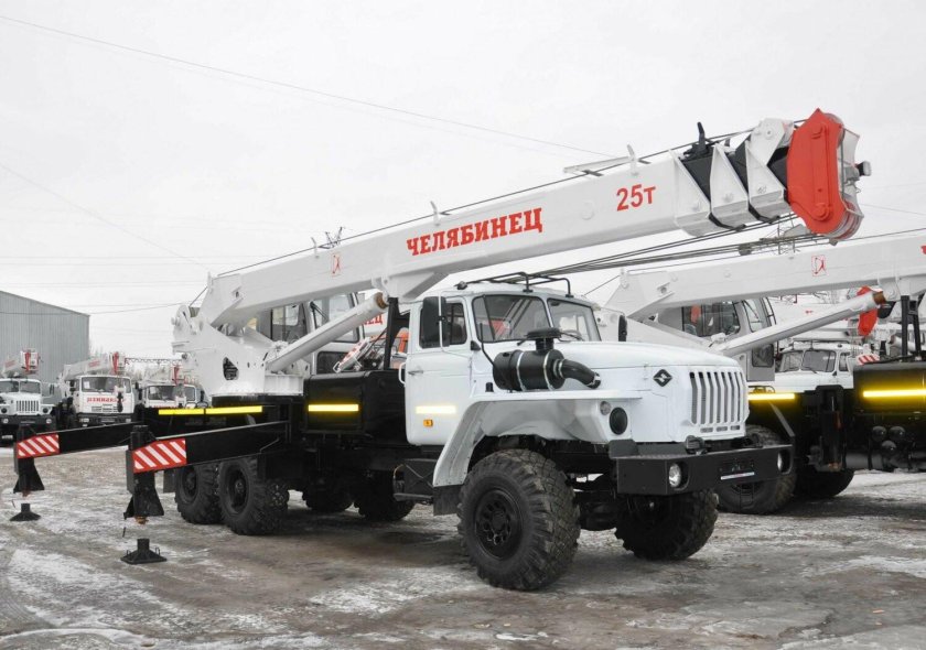 Автокран КС 45721 Челябинец 25 тонн