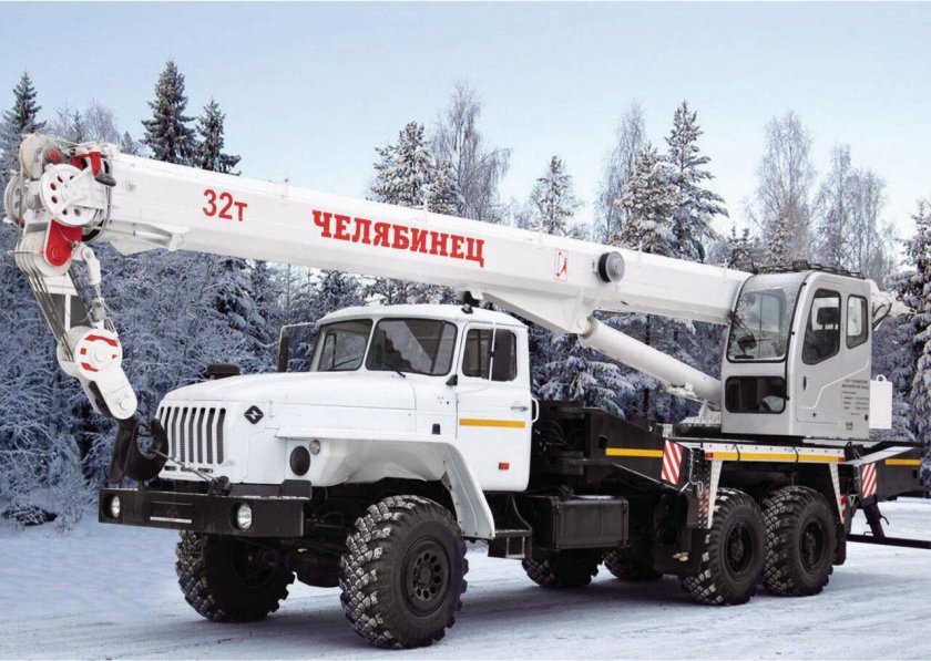 Автокран Урал 32 т Челябинец