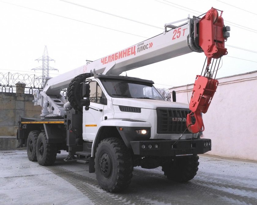 Автомобильный кран Урал КС-55732