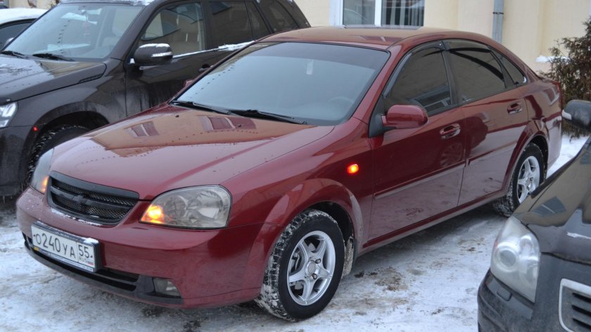 Шевроле Лачетти седан Вишневая