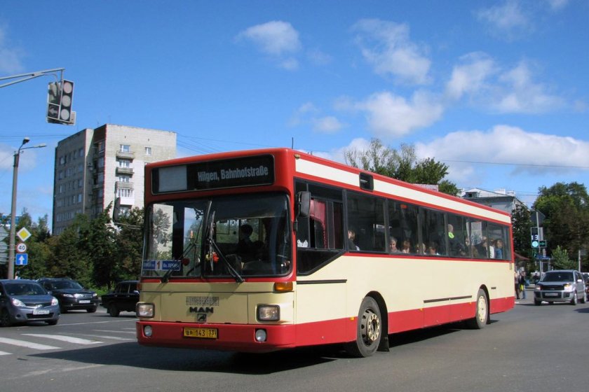 Автобус город