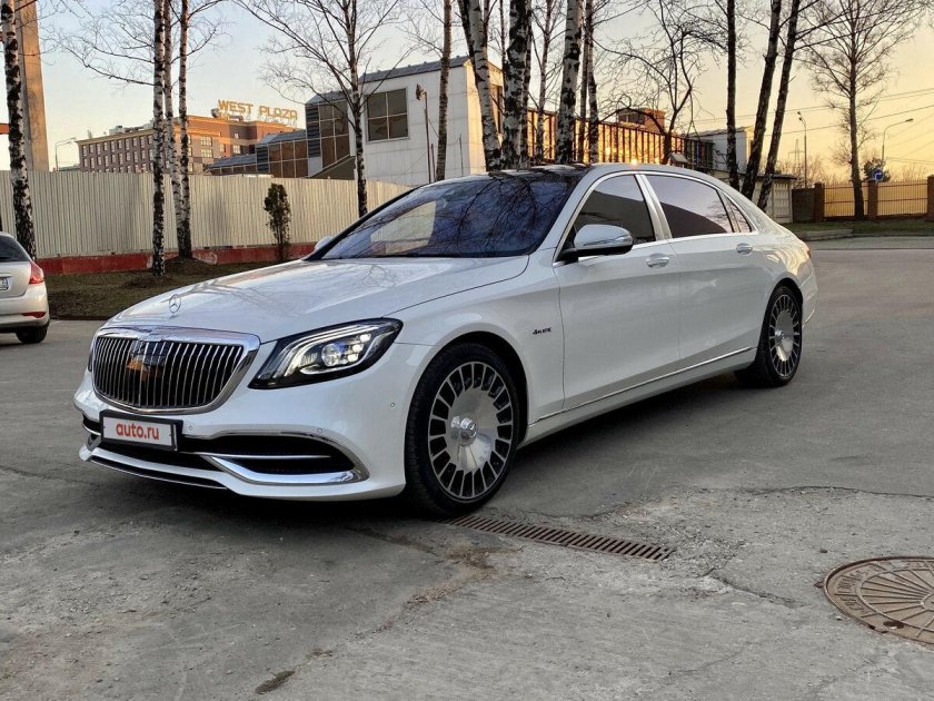 Mercedes Maybach 222