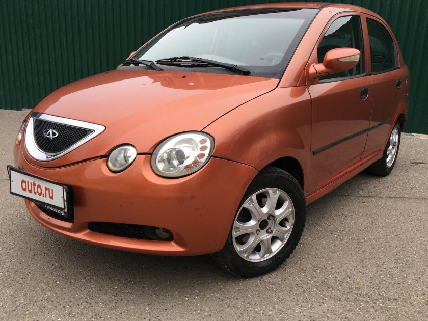 Машина Chery qq6
