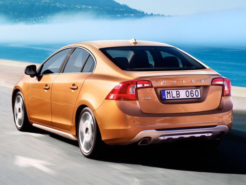 Вольво седан s60