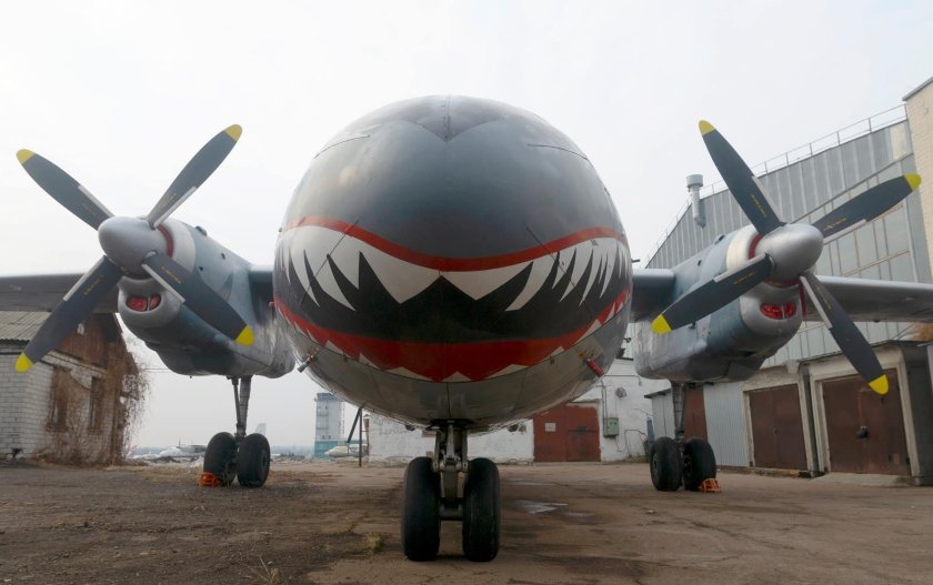 Неудержимые самолет ан26