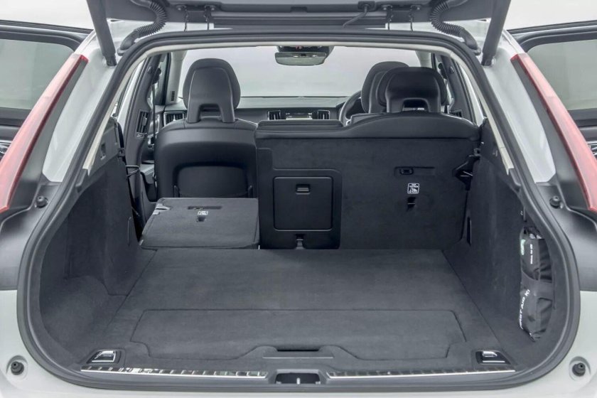 Volvo v90 Cross Country багажник
