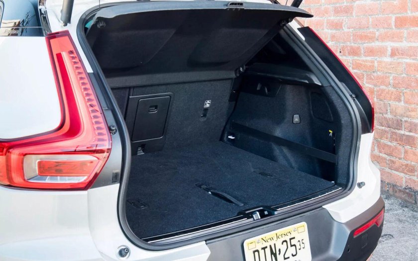 Xc40 багажник