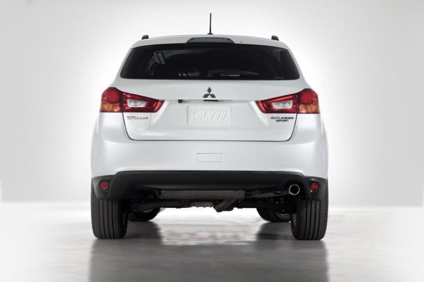 Mitsubishi Outlander Sport 2013