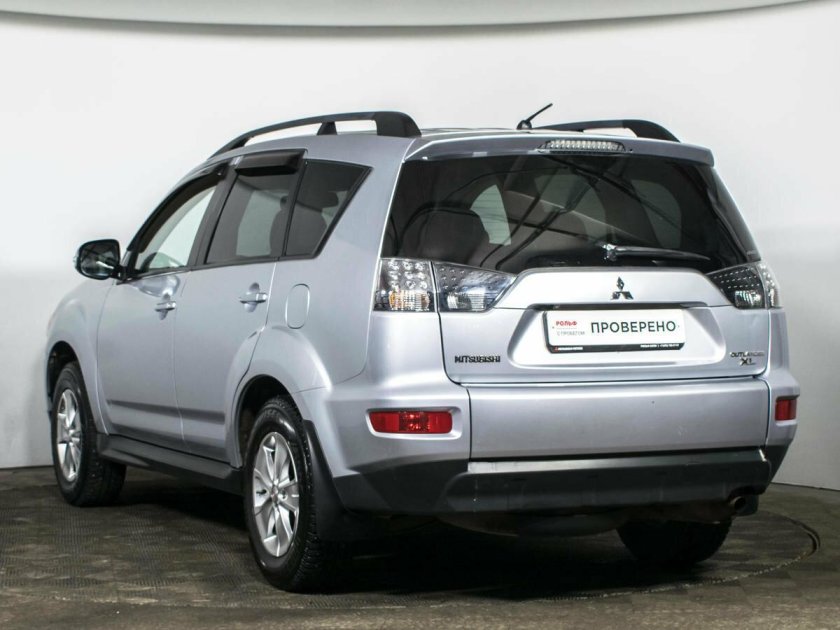 Мицубиси Аутлендер Rolf
