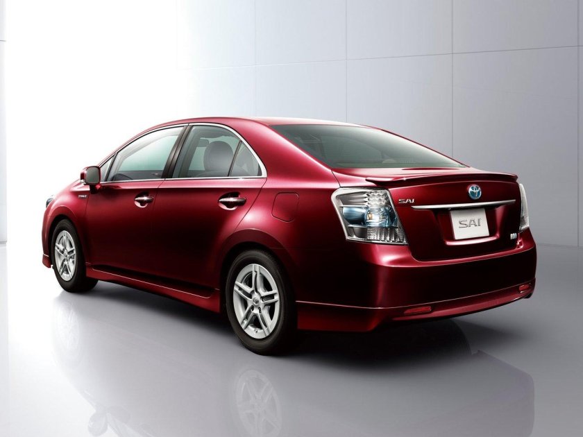 Toyota Sai 2010