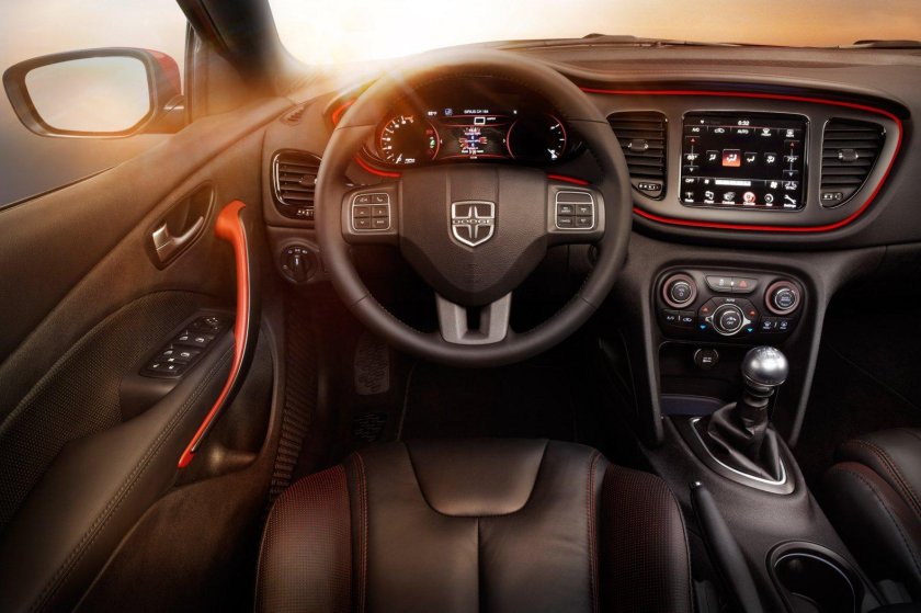 Dodge Dart 2013 салон
