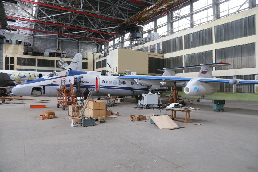 Высотный самолет м-55 геофизика