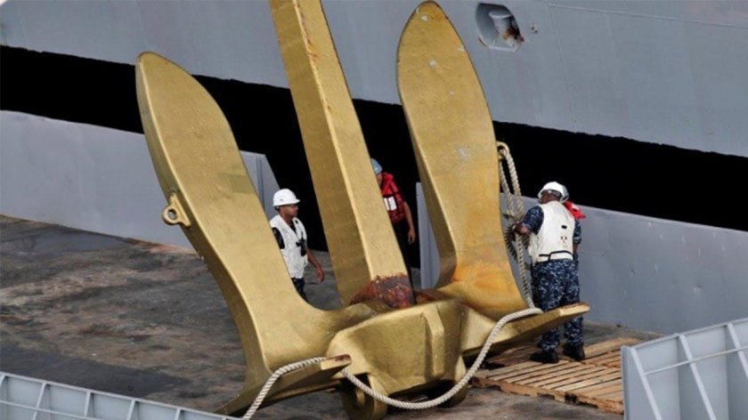 Якорь самый большой