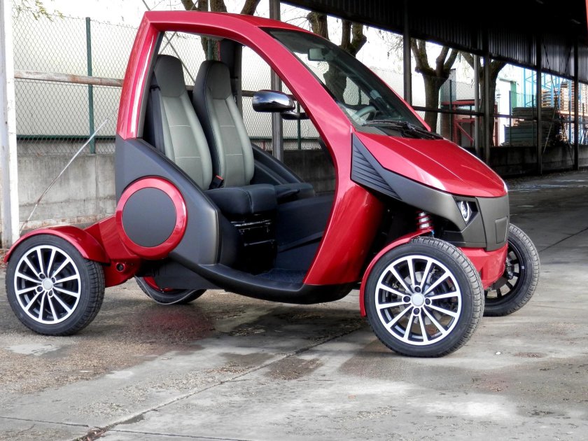 Электромобиль Byvin Electric car интерьер