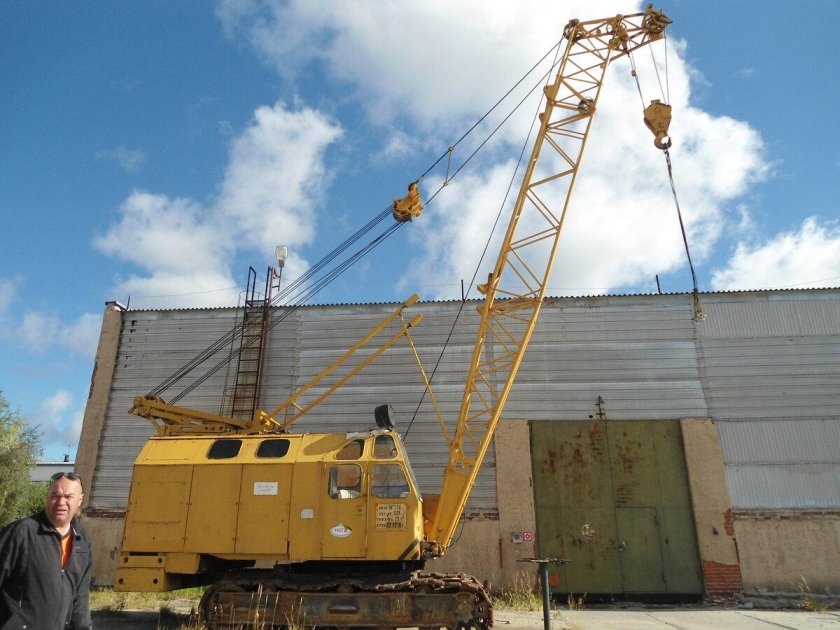 Кран гусеничный TAKRAF RDK 250-2