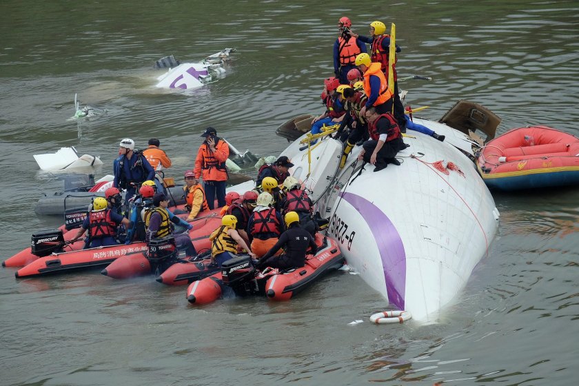 TRANSASIA Airways 235