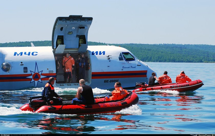 Самолет-амфибия бе-200