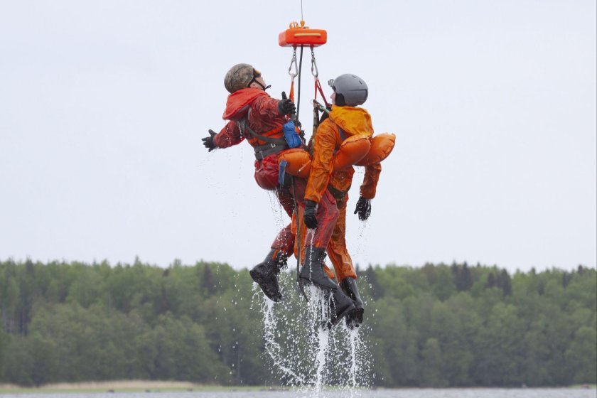 Военные спасатели