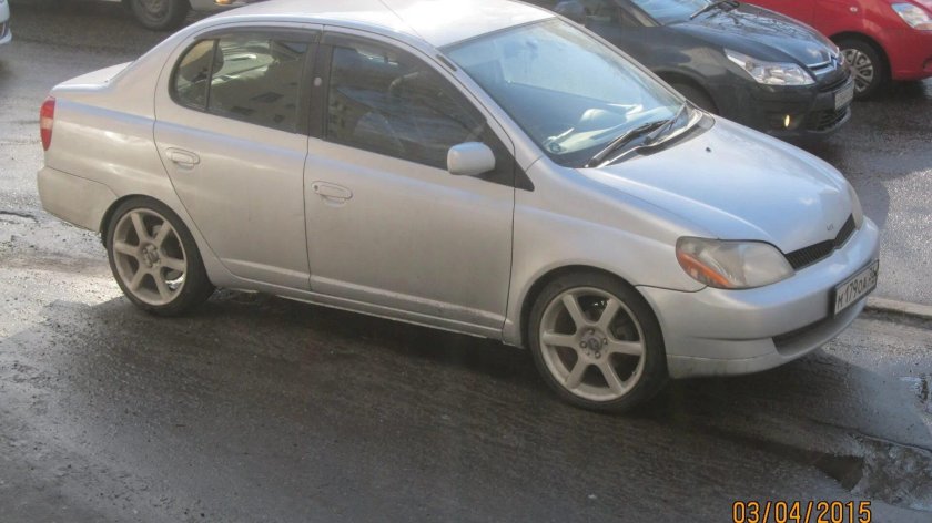 Toyota Platz r16