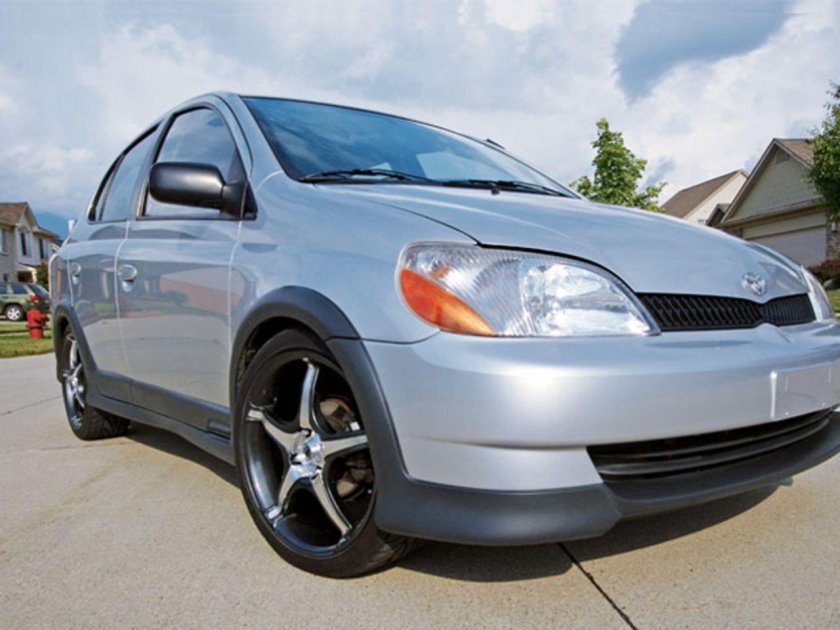 Toyota Echo 2001
