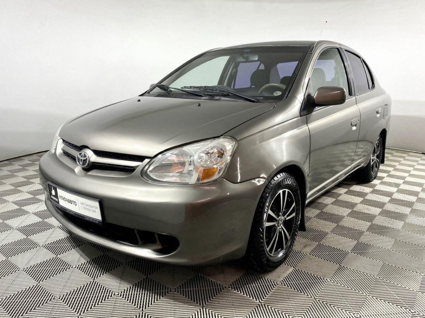 Toyota Echo 2003