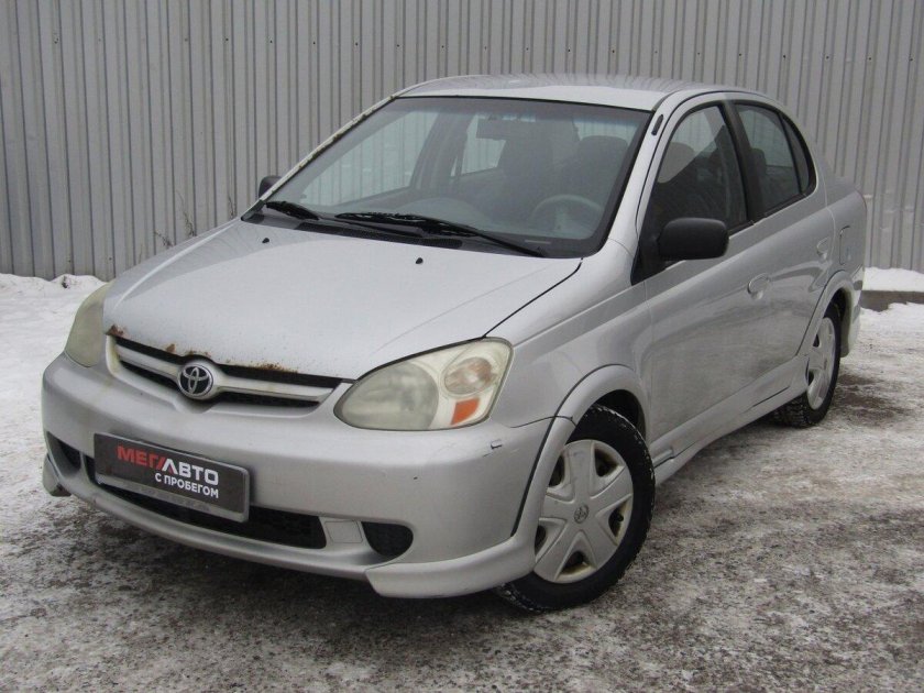 Toyota Echo 2002
