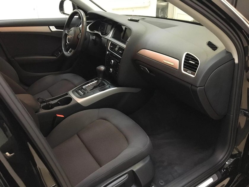 Audi a4 b8 салон