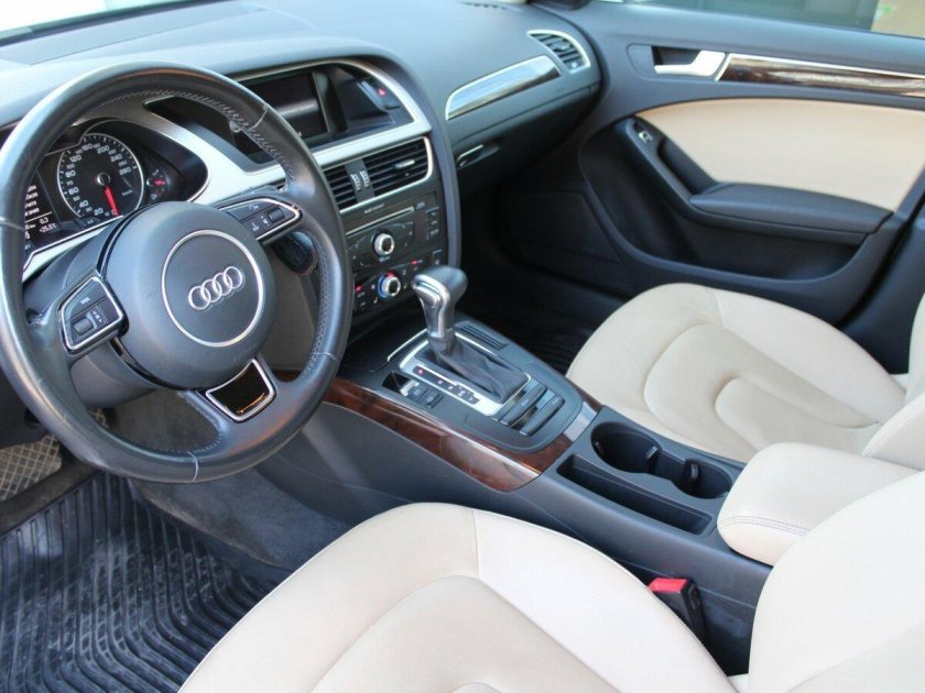 Audi a4 b8 Рестайлинг салон