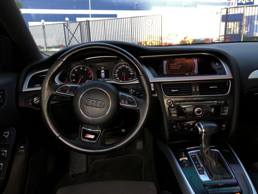 Audi a4 b8 салон