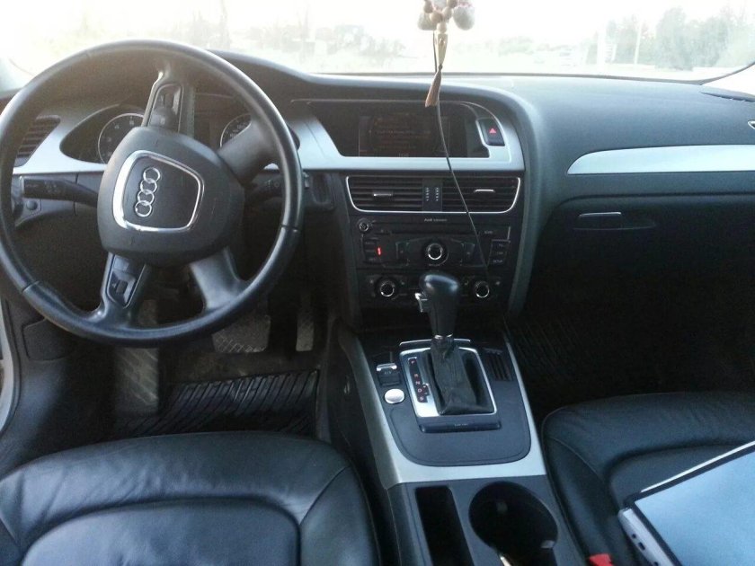 Ауди а4 2008 салон