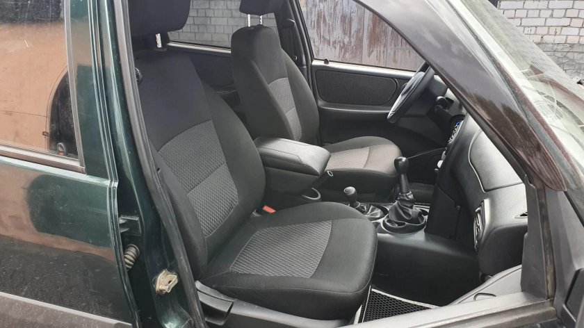 Шевроле Нива сиденья 2006