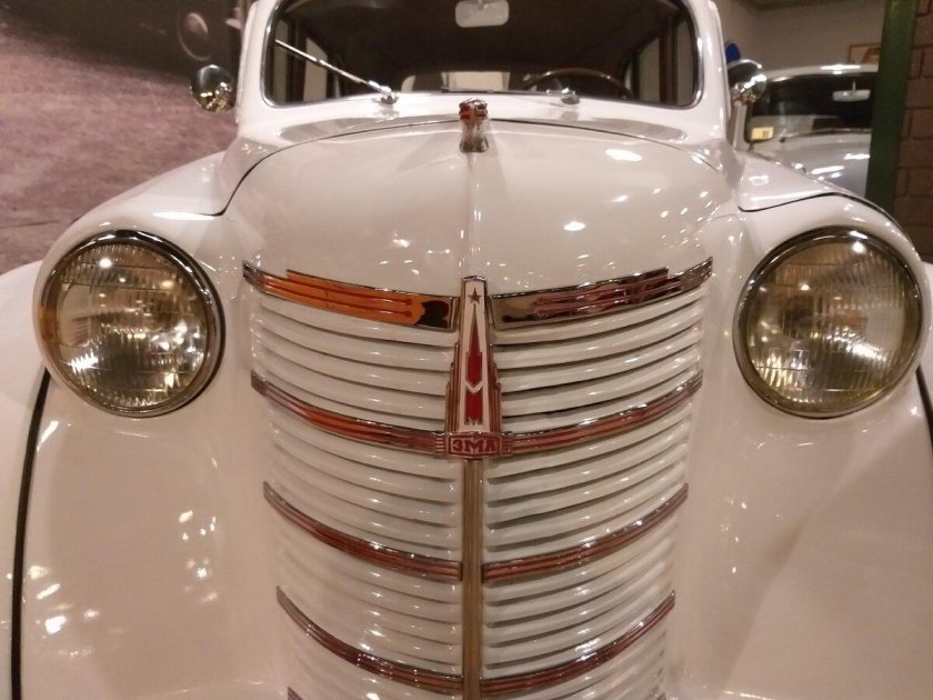 Москвич 401 на конвейере МЗМА