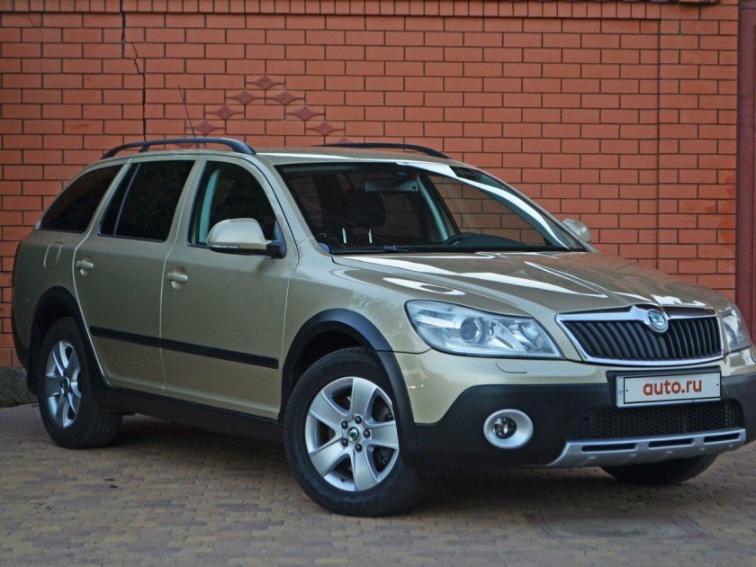 Шкода Октавия Скаут 2012 АКБ