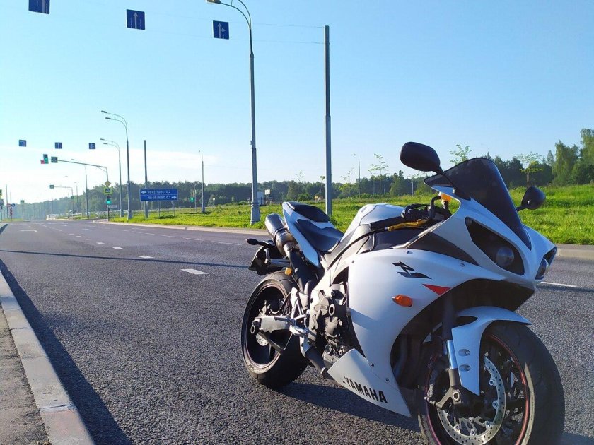 BMW hp4 2014