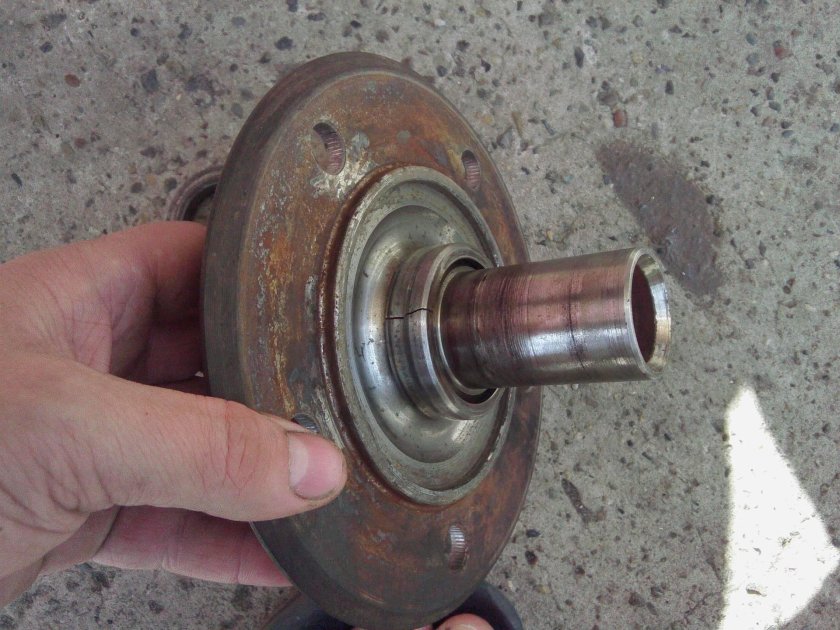Сборка передней ступицы ВАЗ 2121