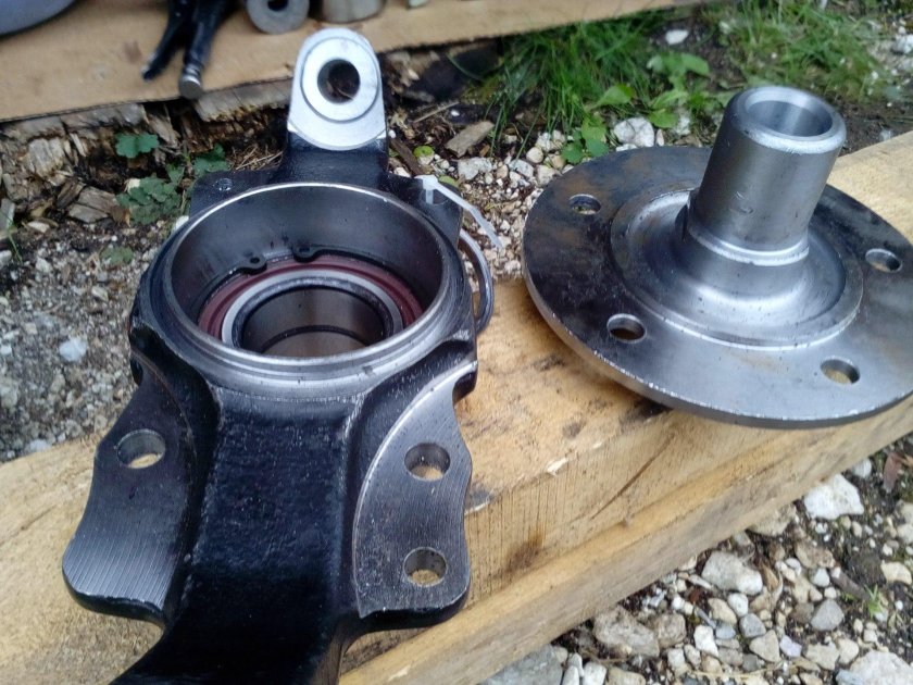 Ступичный подшипник Нива Шевроле