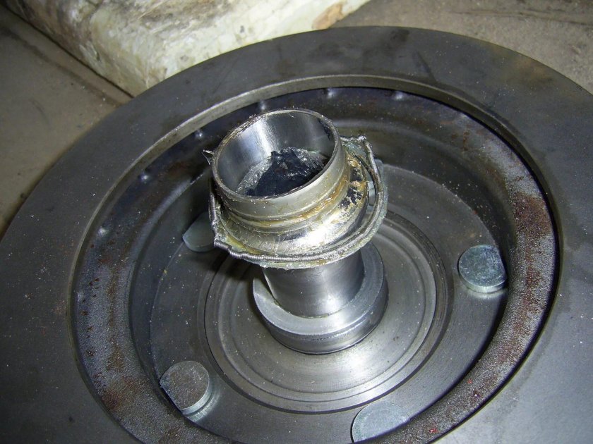 Подшипник переднего колеса Нива Шевроле