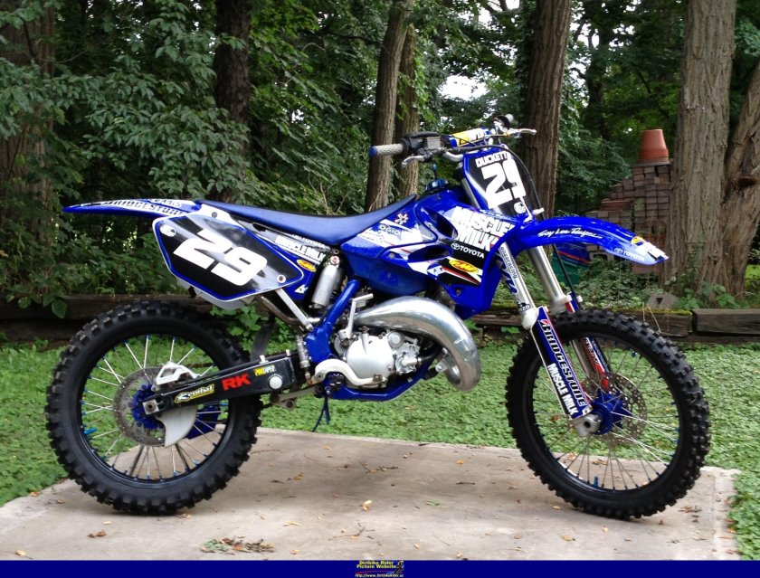 Yamaha YZ 125