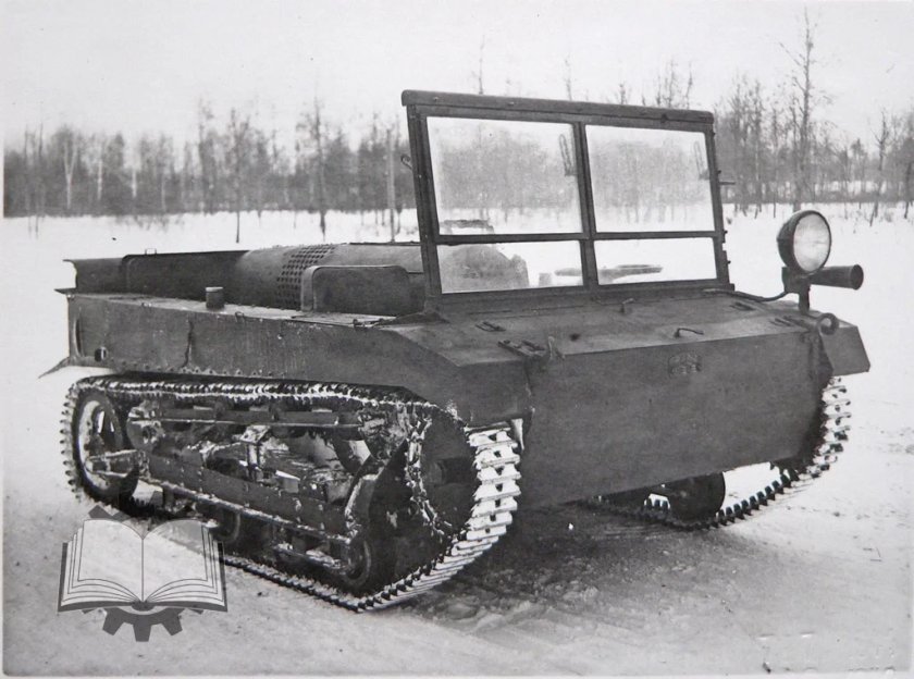 Артиллерийский гусеничный тягач c2p