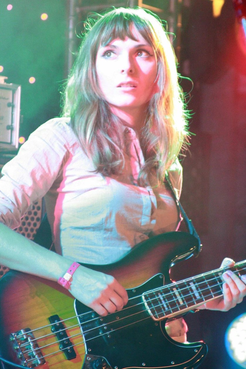 Моторама группа басистка