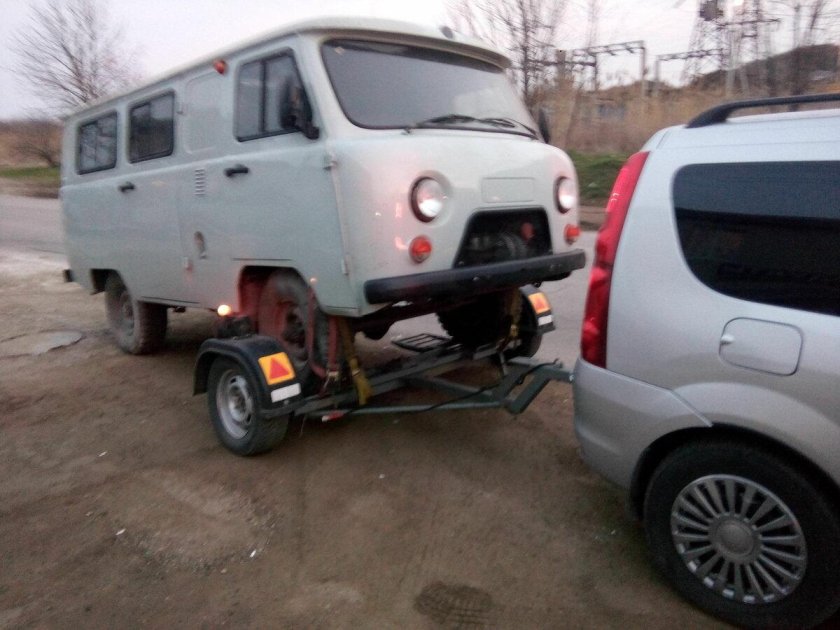 Прицеп платформа эвакуатор