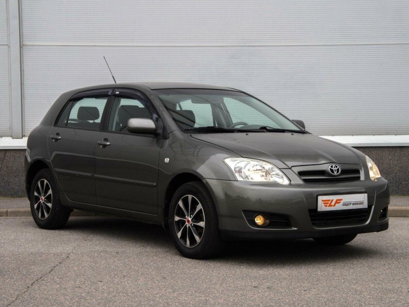 Toyota Corolla IX e120