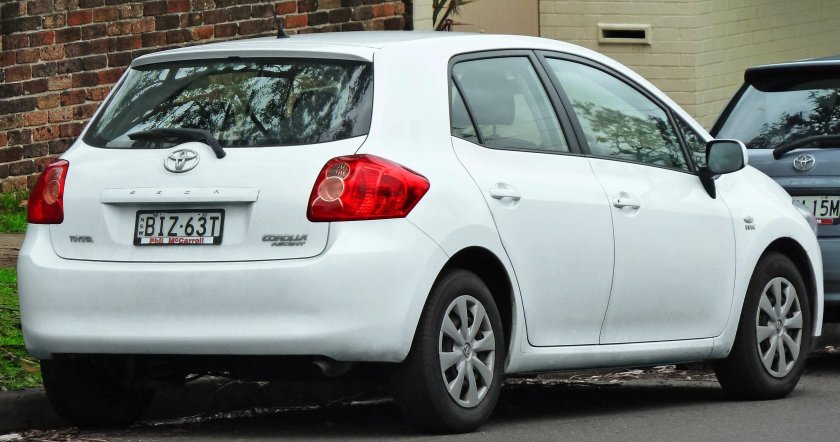 Toyota Corolla 2007 хэтчбек