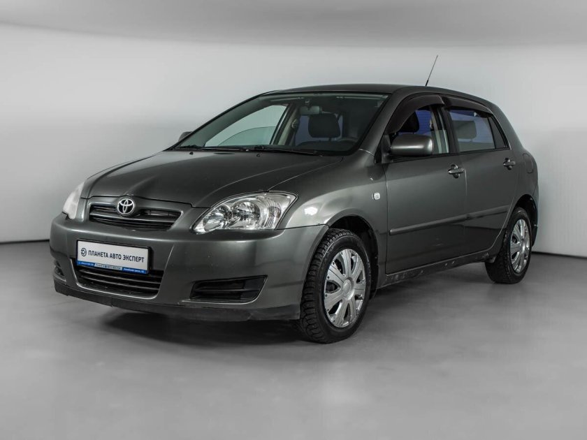 Toyota Corolla 2006 хэтчбек