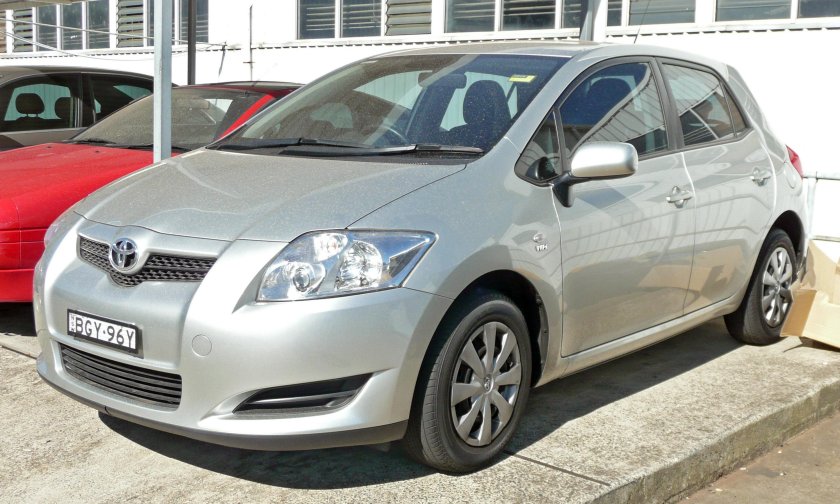Toyota Corolla 2007 хэтчбек