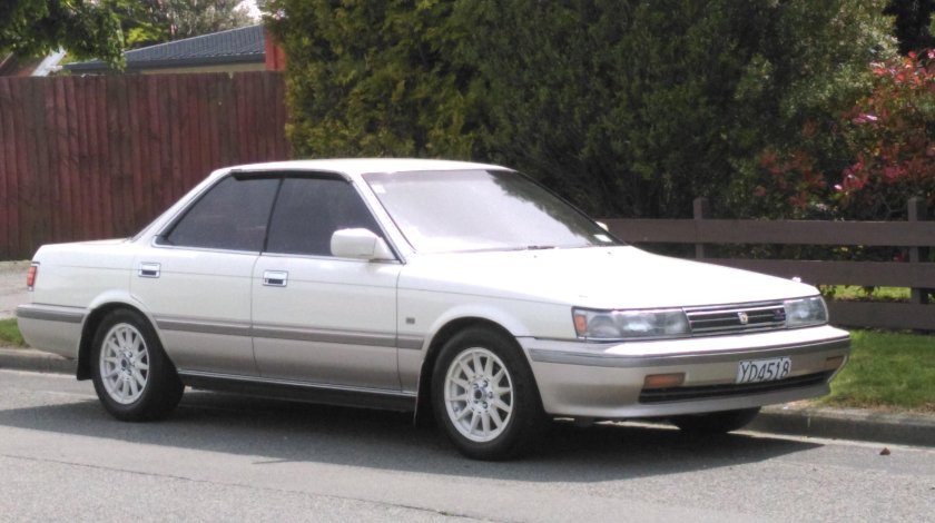 Toyota Camry sv20 prominent