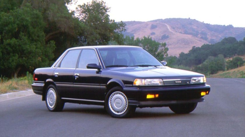 Toyota Camry 1990