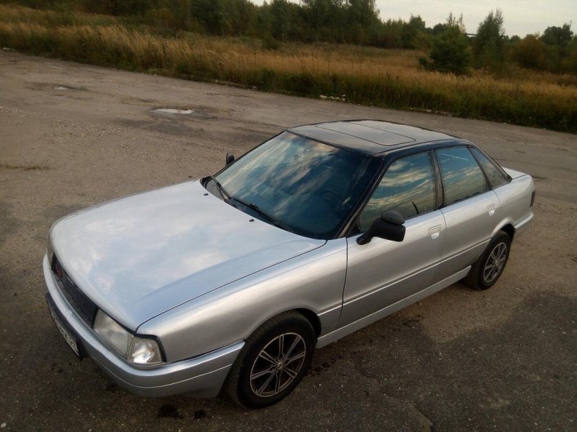 Ауди 80 1989 года